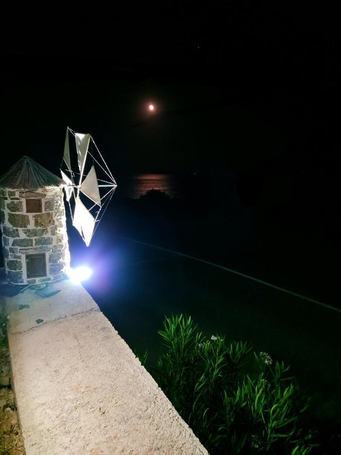Kerame Paradise Villa Agios Kirykos  ภายนอก รูปภาพ